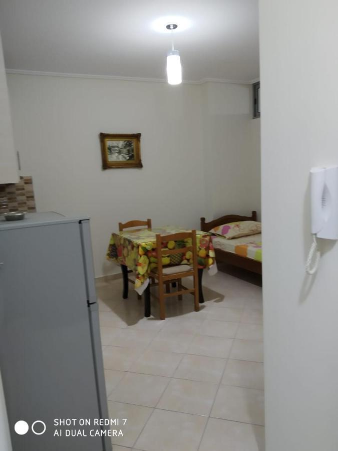 Primavera Apartments Sarandë Exterior foto